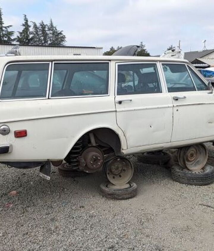 junkyard find 1970 volvo 145