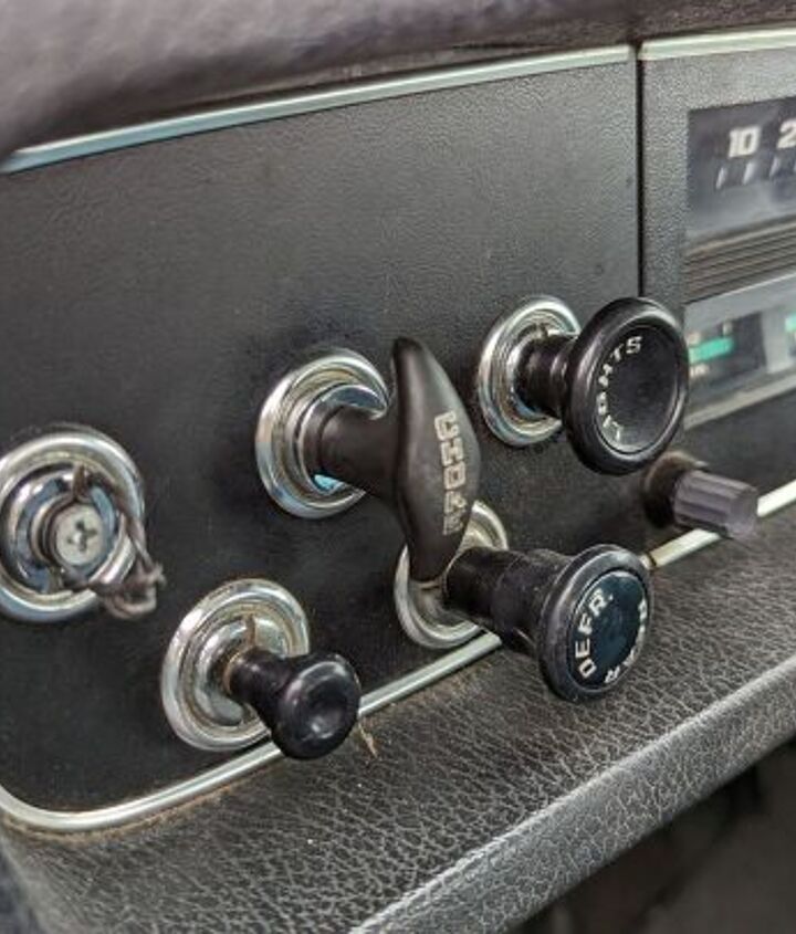 junkyard find 1970 volvo 145