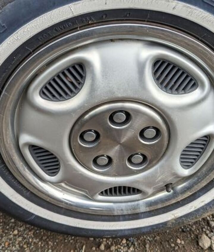 junkyard find 1991 dodge grand caravan le