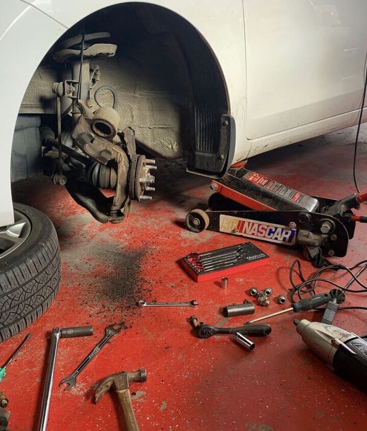 stuff we use hydraulic floor jacks