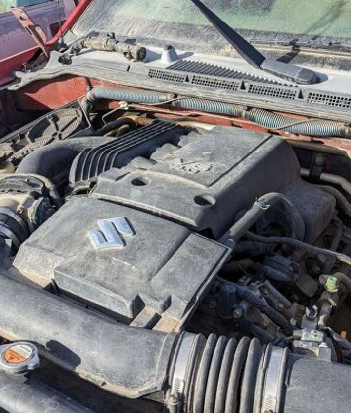 junkyard find 2009 suzuki equator rwd crew cab