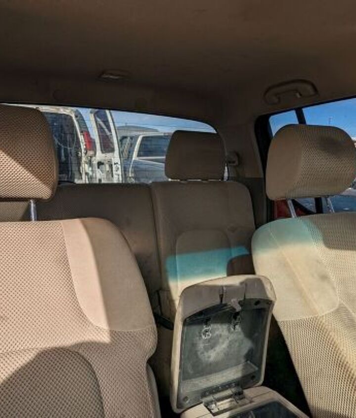 junkyard find 2009 suzuki equator rwd crew cab