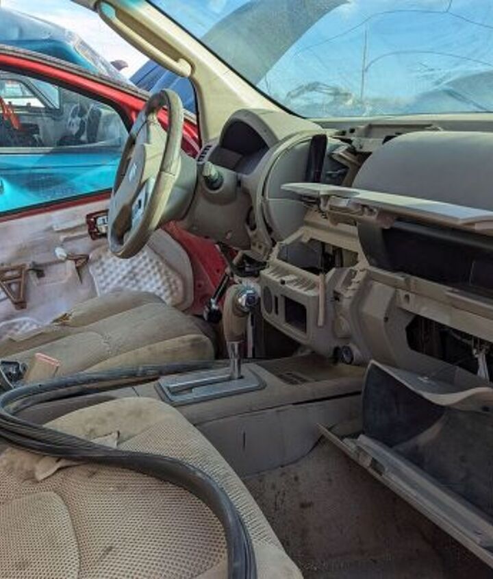 junkyard find 2009 suzuki equator rwd crew cab