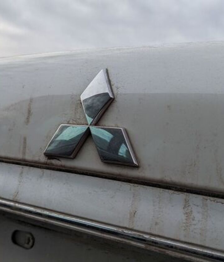junkyard find 2004 mitsubishi diamante ls