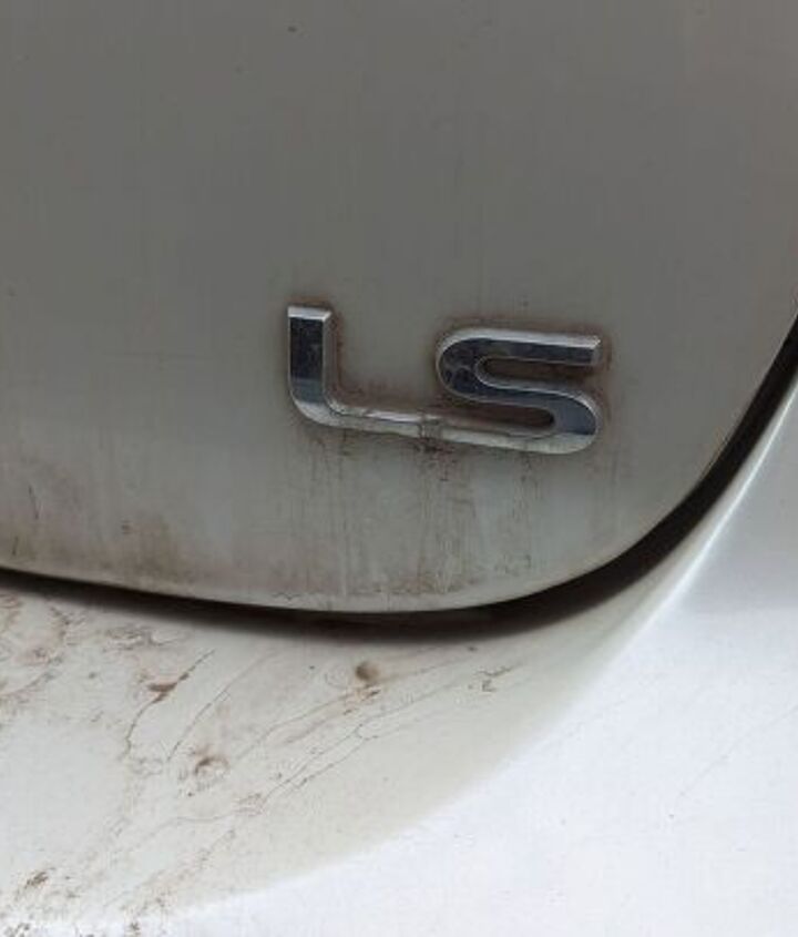 junkyard find 2004 mitsubishi diamante ls