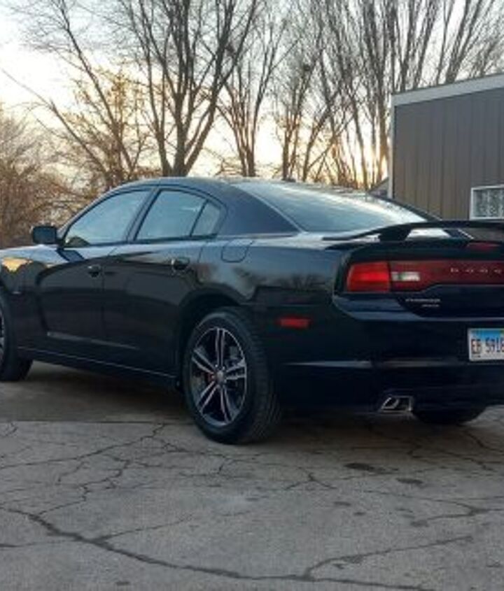 used car of the day 2014 dodge charger r t awd sport