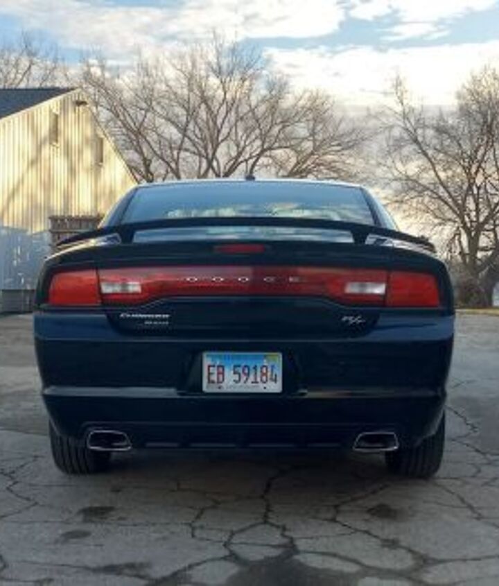 used car of the day 2014 dodge charger r t awd sport