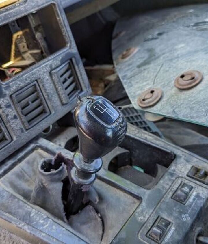 junkyard find 1984 chevrolet corvette