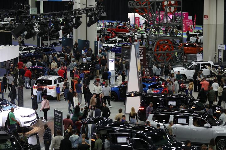going home again detroit auto show returns to january