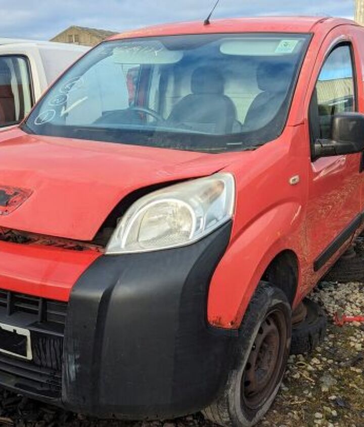 scrapyard find 2010 peugeot bipper royal mail edition
