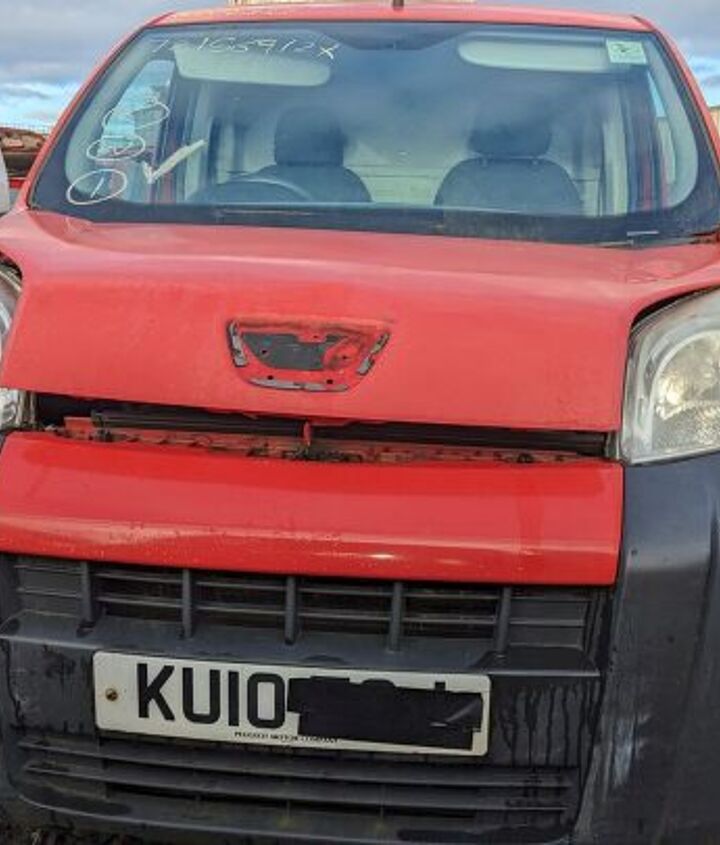 scrapyard find 2010 peugeot bipper royal mail edition