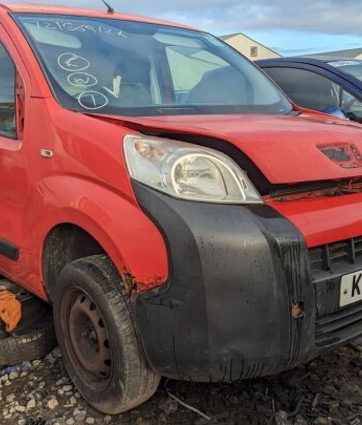 scrapyard find 2010 peugeot bipper royal mail edition