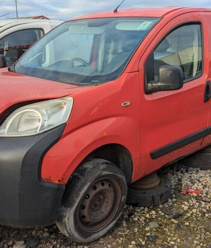 scrapyard find 2010 peugeot bipper royal mail edition
