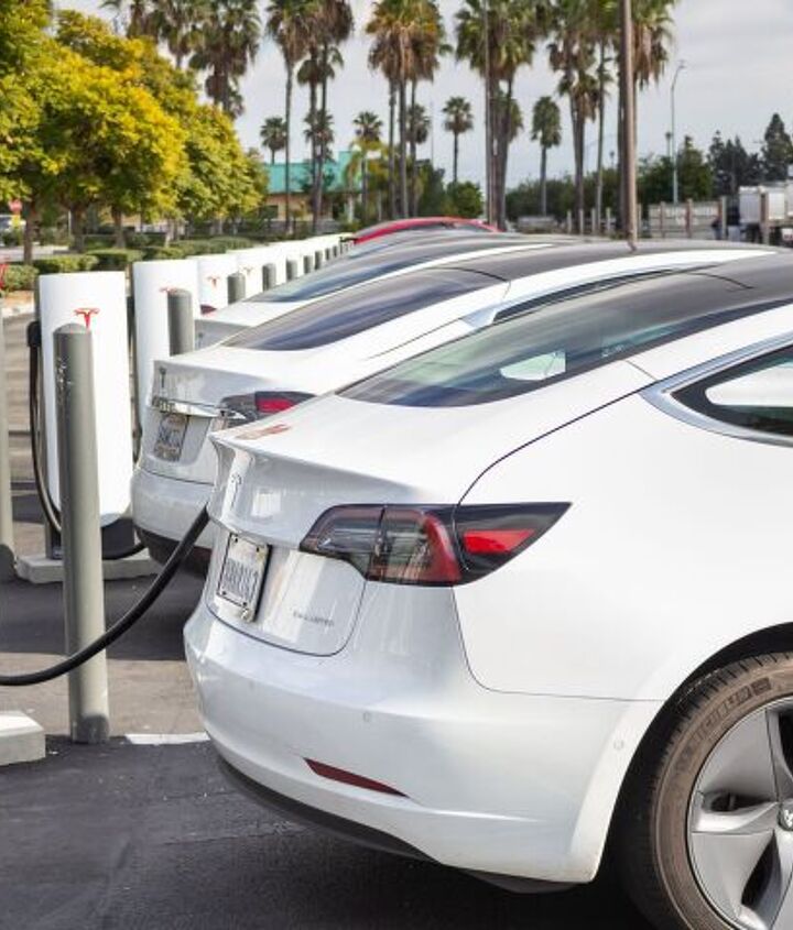 california ev sales dropped two quarters in a row last year