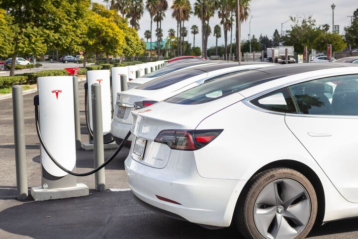 california ev sales dropped two quarters in a row last year