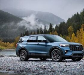 Ford Unveiled the 2025 Explorer With a New Look and Better Tech