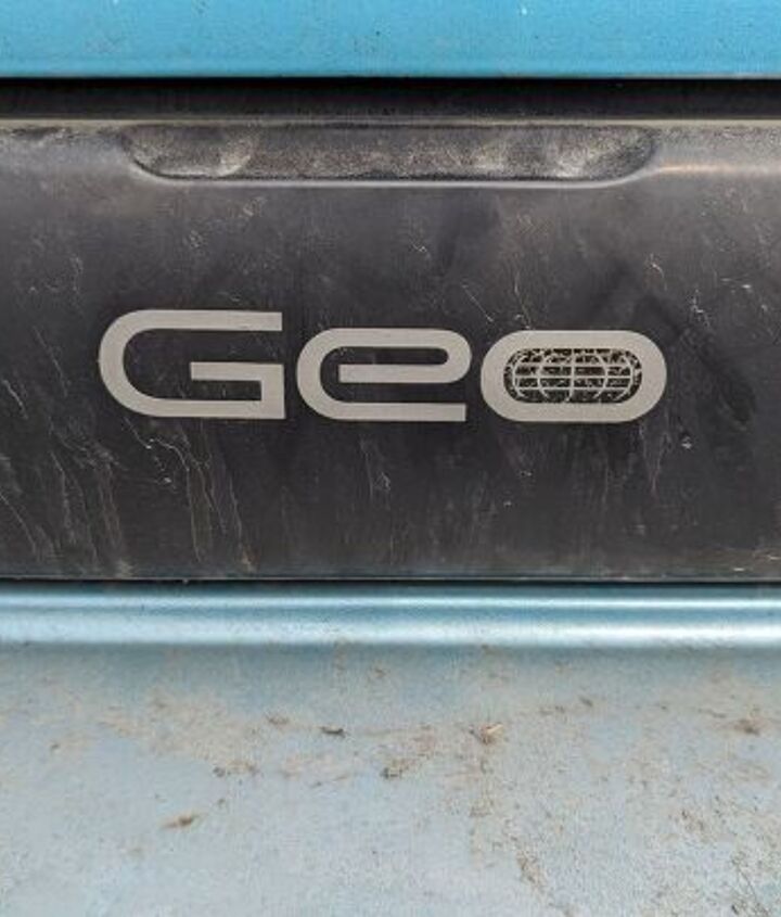 junkyard find 1992 geo metro 4 door hatchback