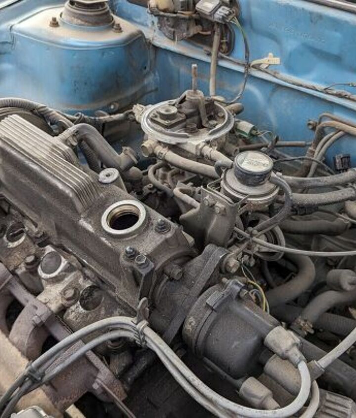 junkyard find 1992 geo metro 4 door hatchback