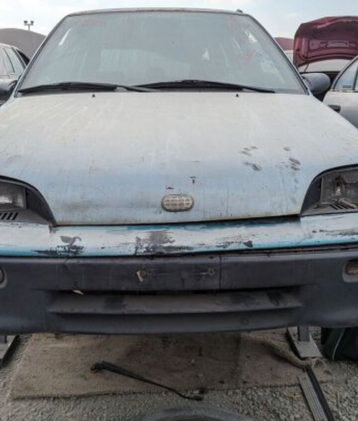 junkyard find 1992 geo metro 4 door hatchback