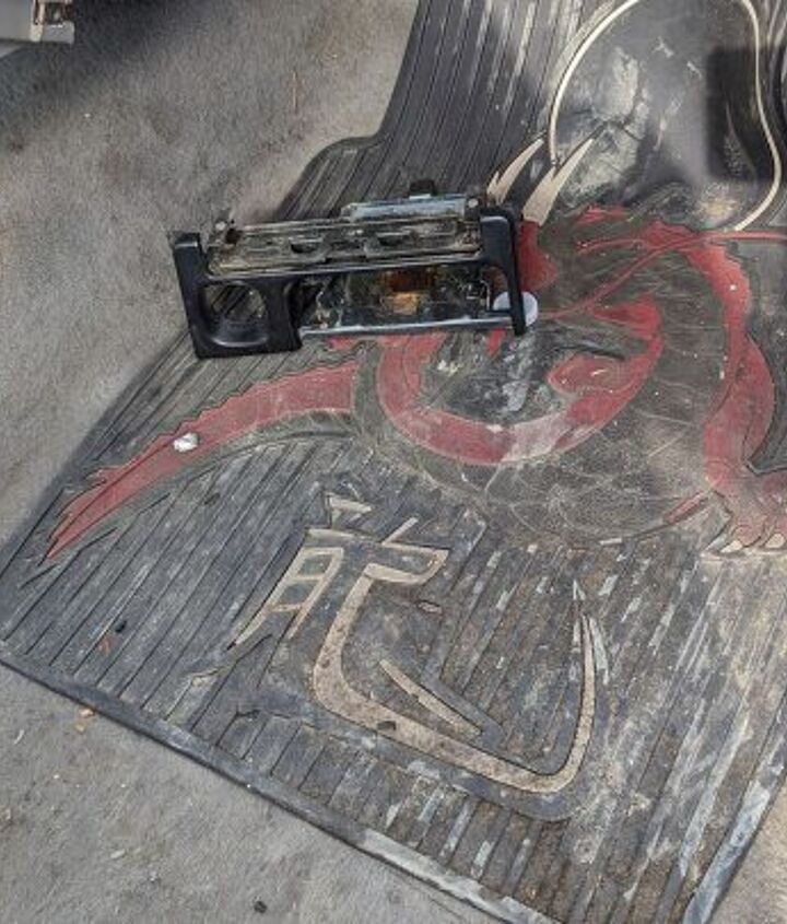 junkyard find 1992 geo metro 4 door hatchback