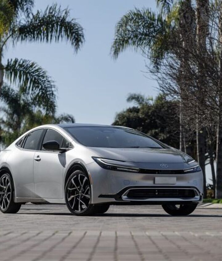 2023 toyota prius prime review time for me to fly