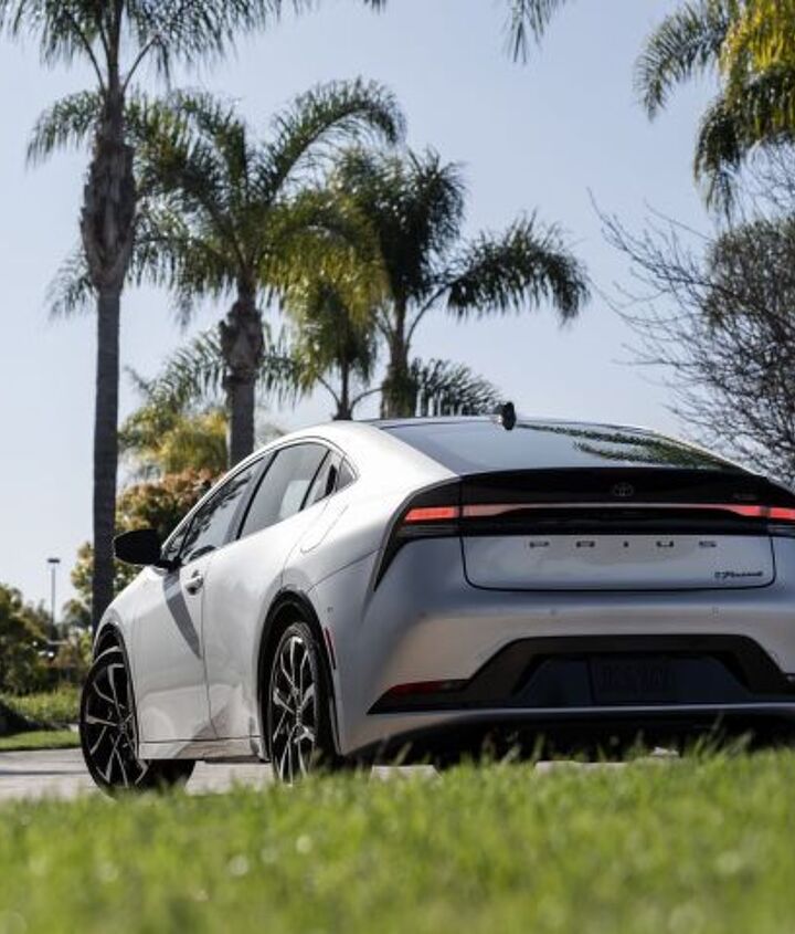 2023 toyota prius prime review time for me to fly