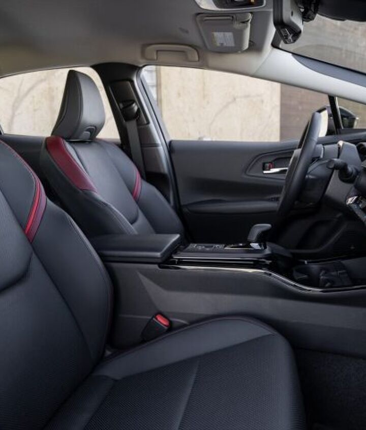 2023 toyota prius prime review time for me to fly