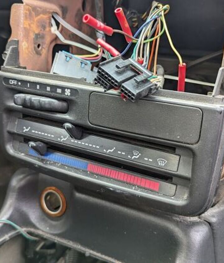 junkyard find 1996 saturn sc2