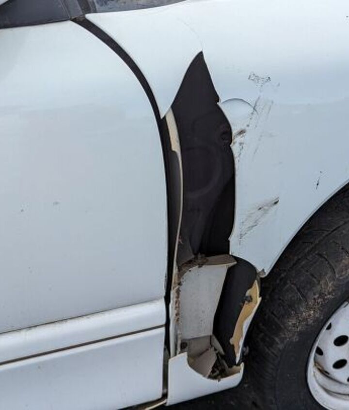 junkyard find 1996 saturn sc2