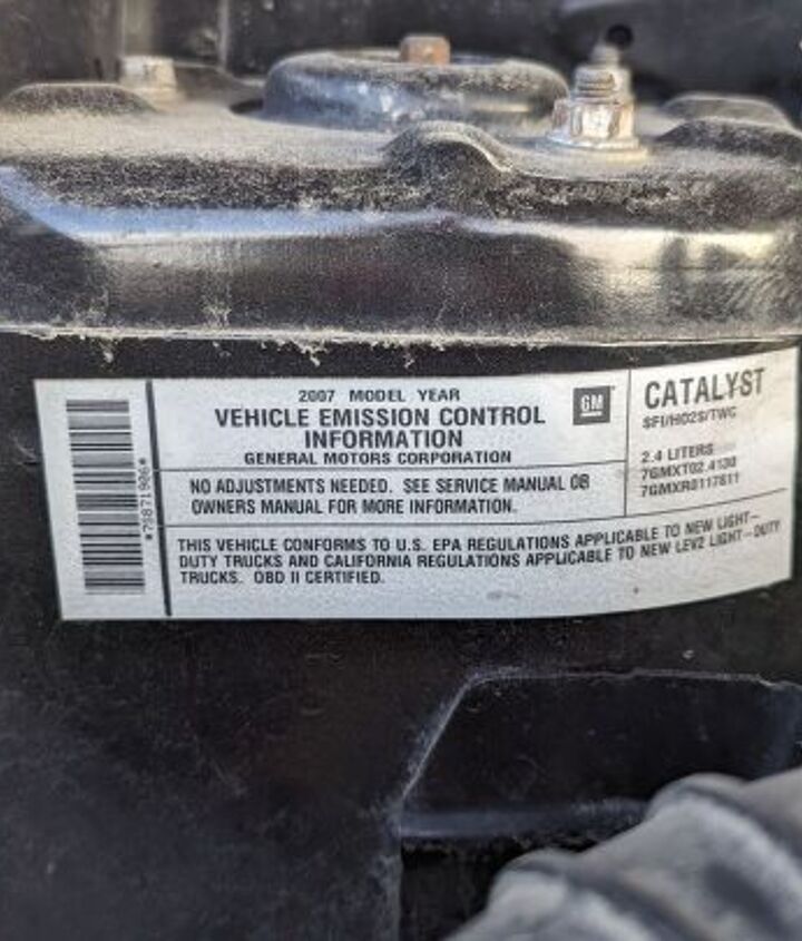 junkyard find 2007 saturn vue green line