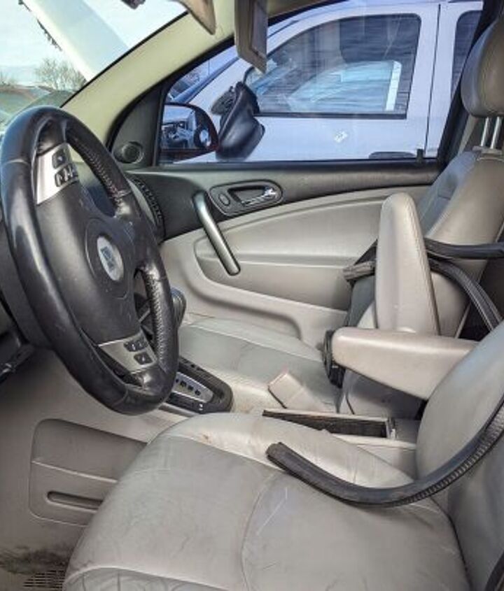 junkyard find 2007 saturn vue green line