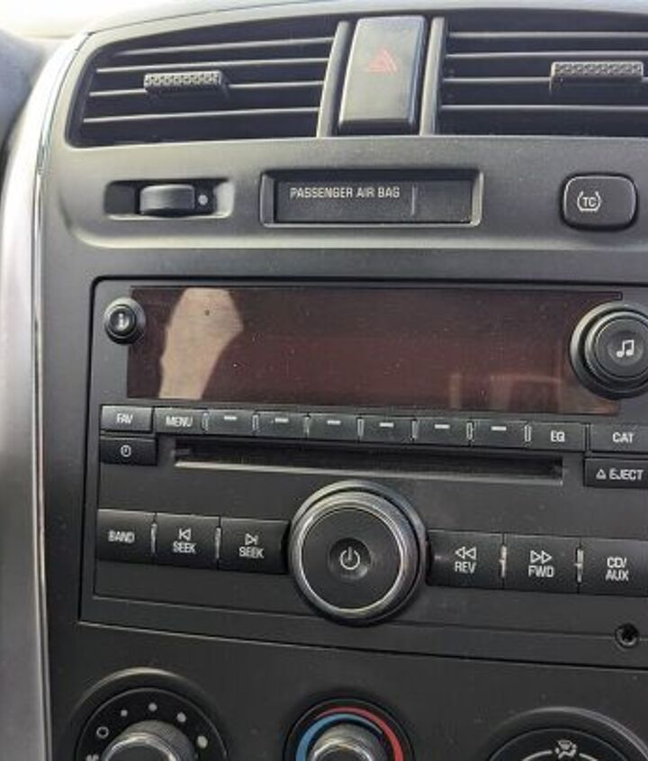 junkyard find 2007 saturn vue green line