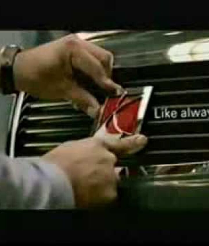 junkyard find 2007 saturn vue green line