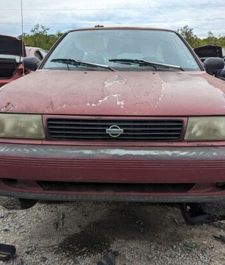 junkyard find 1993 nissan sentra with 320 165 miles