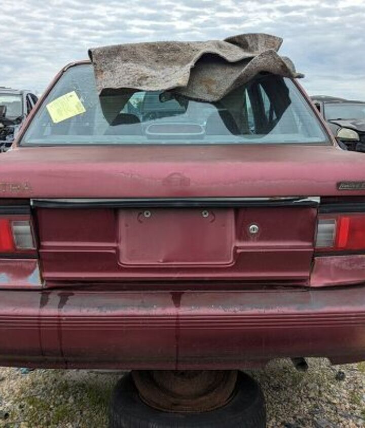 junkyard find 1993 nissan sentra with 320 165 miles
