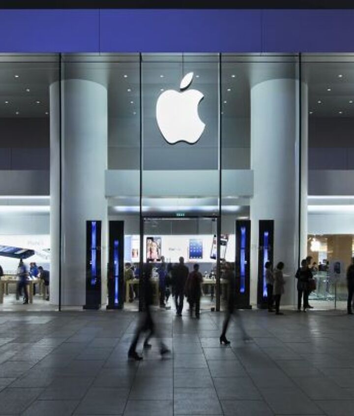 apple lays off hundreds as car project comes to a close