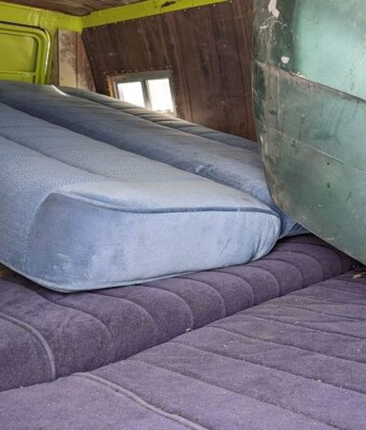 junkyard find 1977 dodge tradesman 200 mystery machine