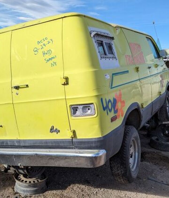 junkyard find 1977 dodge tradesman 200 mystery machine