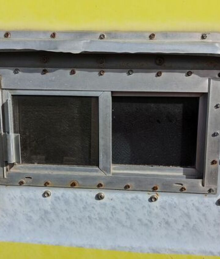 junkyard find 1977 dodge tradesman 200 mystery machine