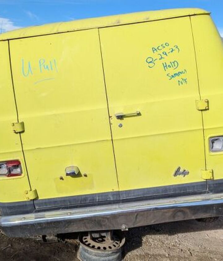 junkyard find 1977 dodge tradesman 200 mystery machine