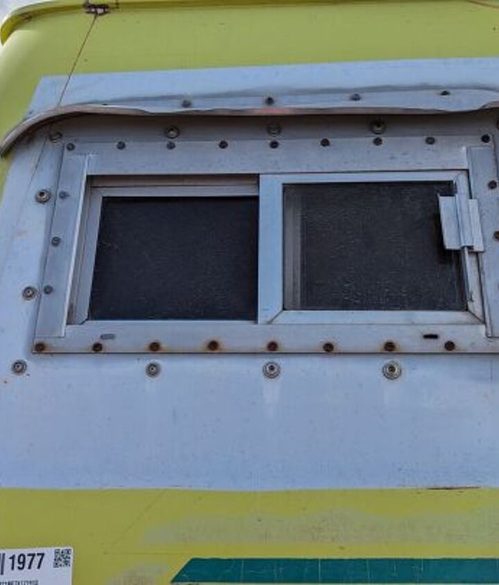 junkyard find 1977 dodge tradesman 200 mystery machine