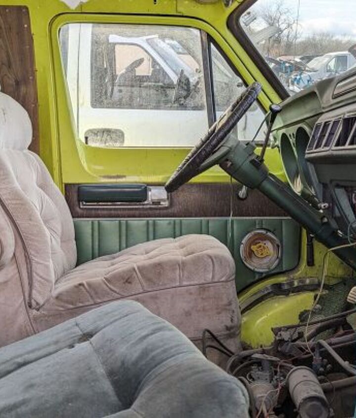 junkyard find 1977 dodge tradesman 200 mystery machine