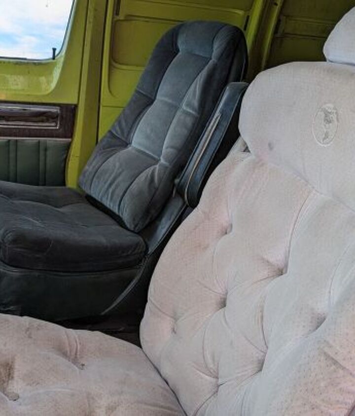 junkyard find 1977 dodge tradesman 200 mystery machine