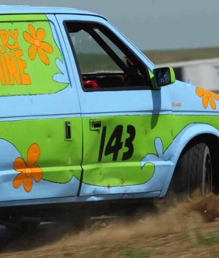 junkyard find 1977 dodge tradesman 200 mystery machine