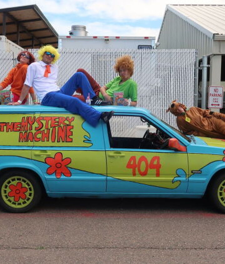 junkyard find 1977 dodge tradesman 200 mystery machine