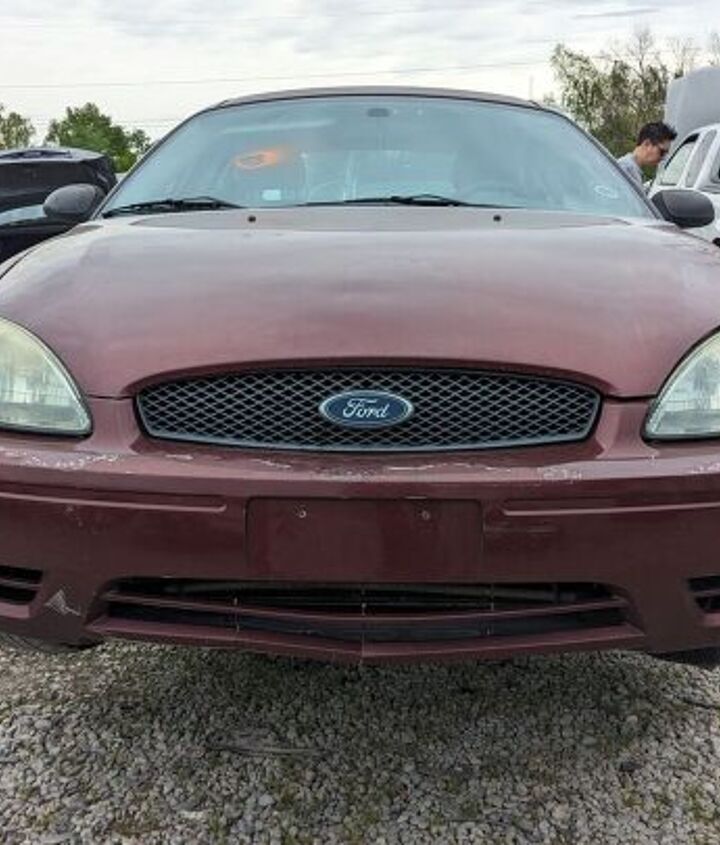 junkyard find 2007 ford taurus se