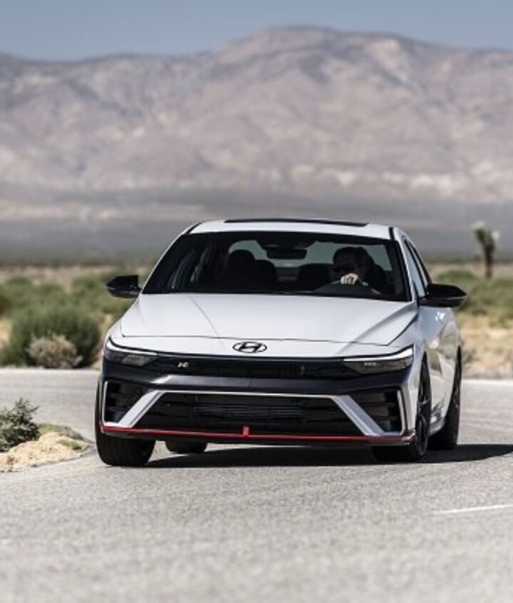 2024 hyundai elantra n review tightening up