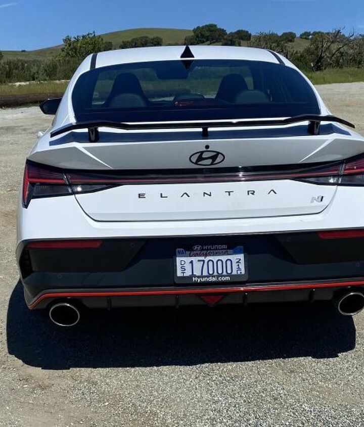 2024 hyundai elantra n review tightening up