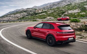 Porsche Gave the 2025 Cayenne GTS Better Performance and a Higher Price