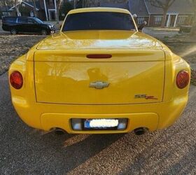 used car of the day 2005 chevrolet ssr